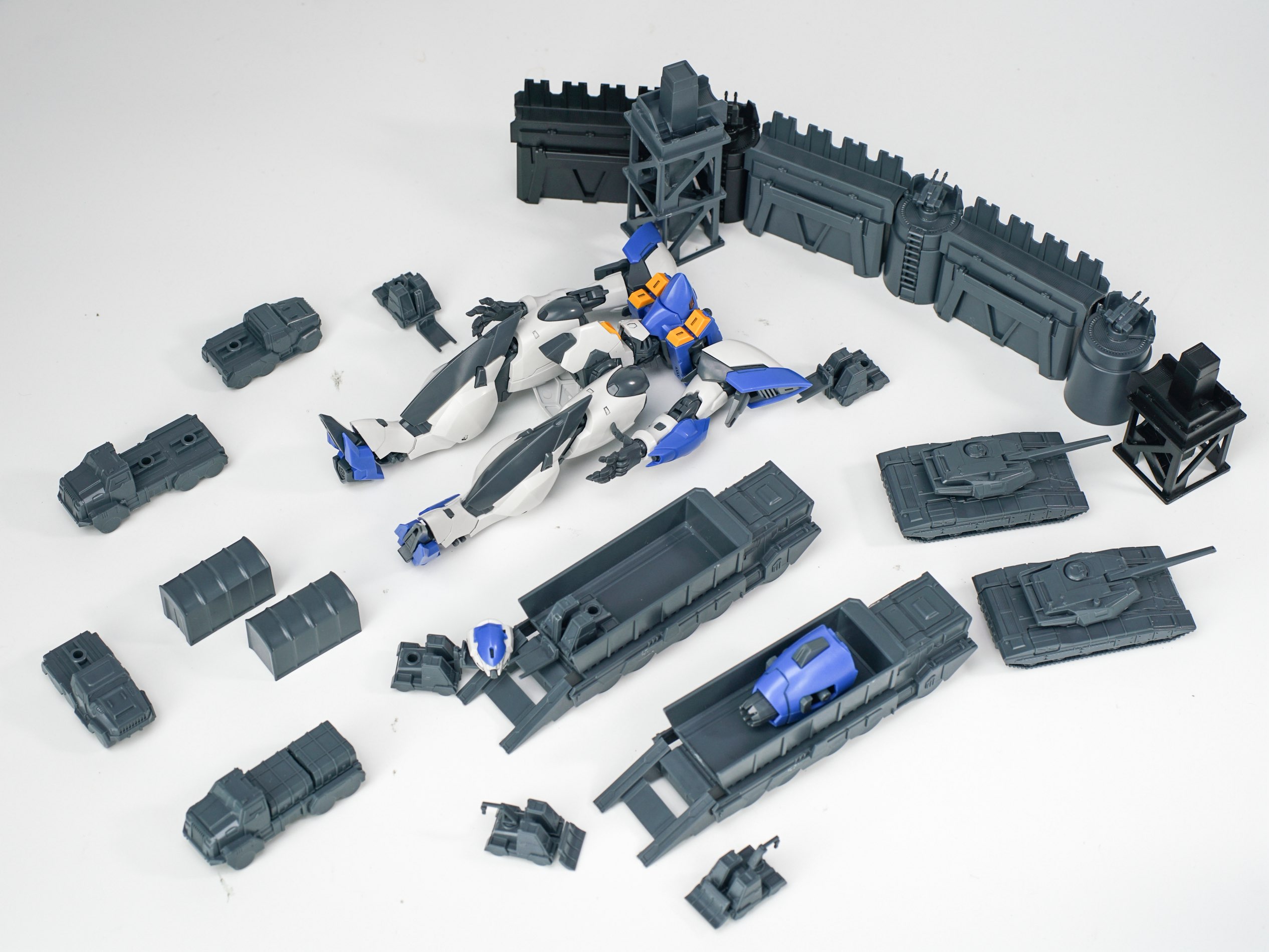 【新商品】シェイク・メインランド・ザボル スペシャルエディシ - Model Kit Action Figure のレビューと価格